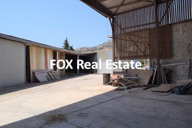 (Verkauf) Nutzbares Land Grundstück || Cyclades/Syros-Ermoupoli - 1.694 m², 400.000€ 