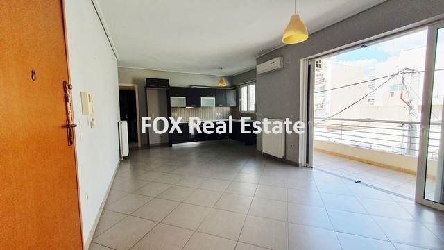 (Vermietung ) Wohnung/Residenz Wohnung || Piraias/Piraeus - 66 m², 3 Schlafzimmer, 600€ 